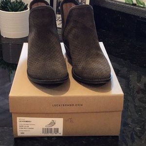 PERFECT CONDITION Lucky dark olive booties